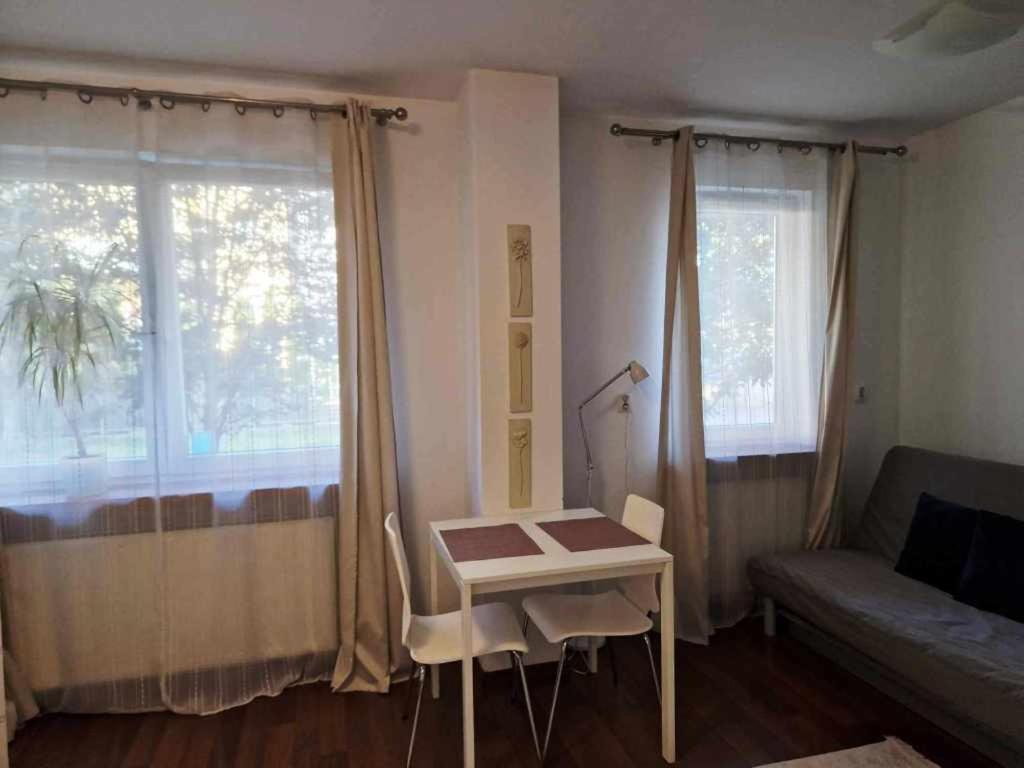 Great Apart Kabaty 바르샤바 외부 사진